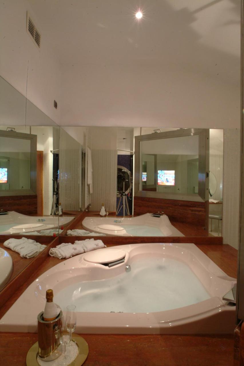 Hotel Motel K Casei Gerola ภายนอก รูปภาพ